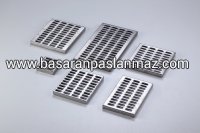 Solid Plate Grate-Symmetrical Holes